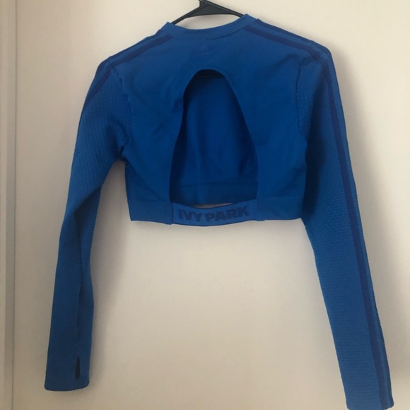 Ivy Park x Adidas long sleeves crop top. new - Picture 3 of 5